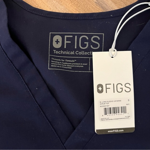 Womens NWT figs Catarina short sleeve pocket scrub top sz M blue - Picture 4 of 4